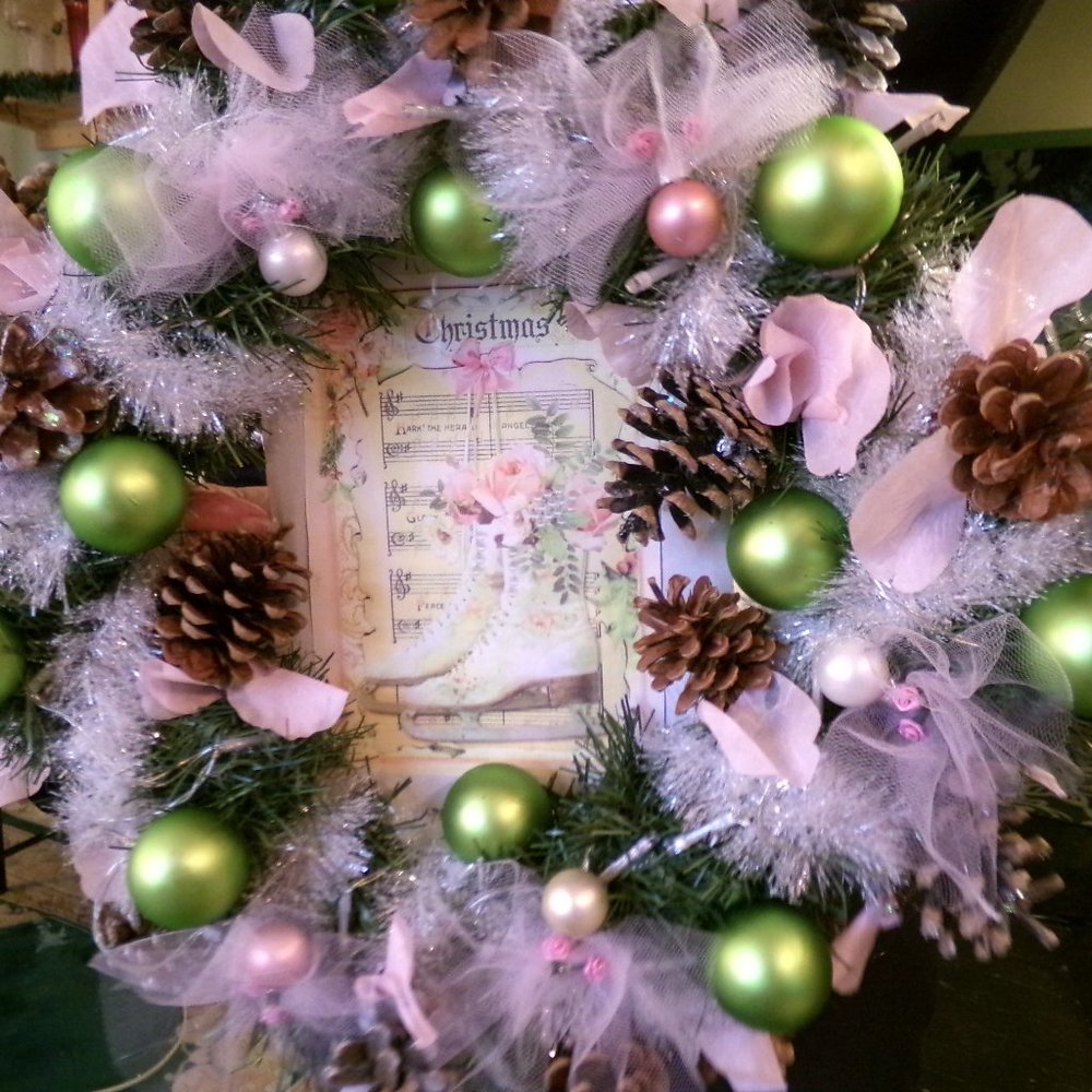hand crafted light up wreath.  all new. one of a kind.